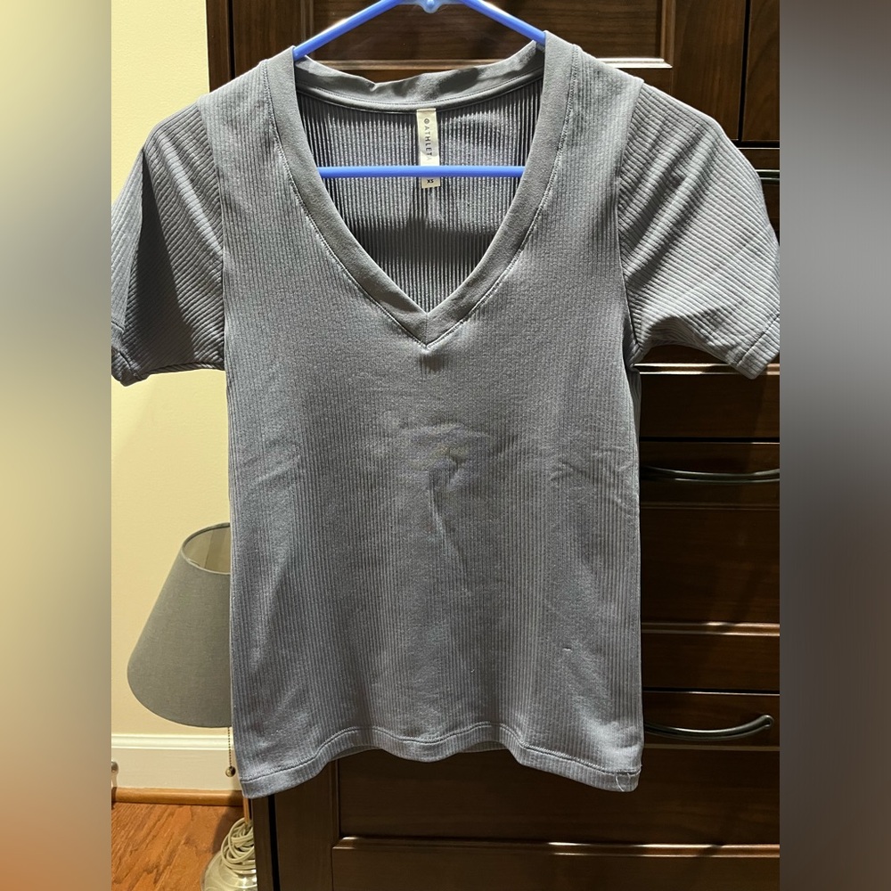 Athleta Renew short sleeve seamless  rib top xs in a slate blue - Picture 2 of 2